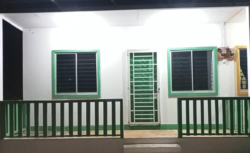 BUJANG FAMILY HOMESTAY - Housity