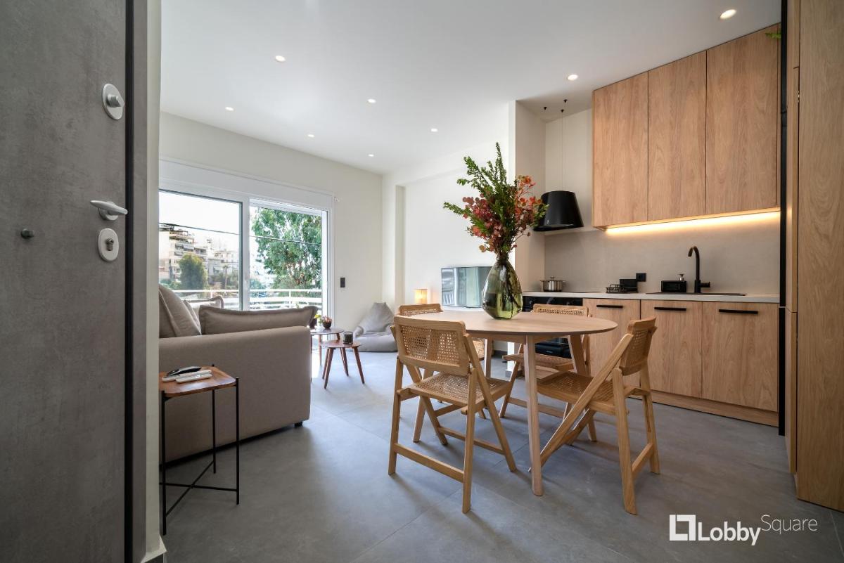 Suitetrails - La Mer Apartment by LobbySquare