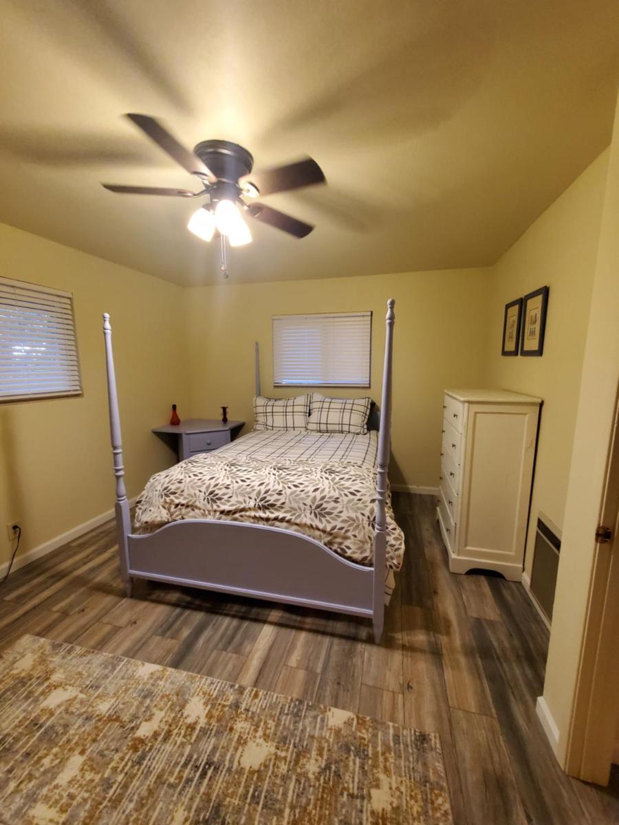 Cozy A frame Mountain Retreat in the Sierra's! - Housity