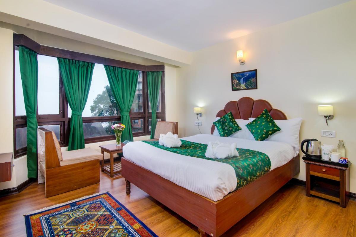 Muscatel BhumSang - 200 Mts from Mall Road - Housity