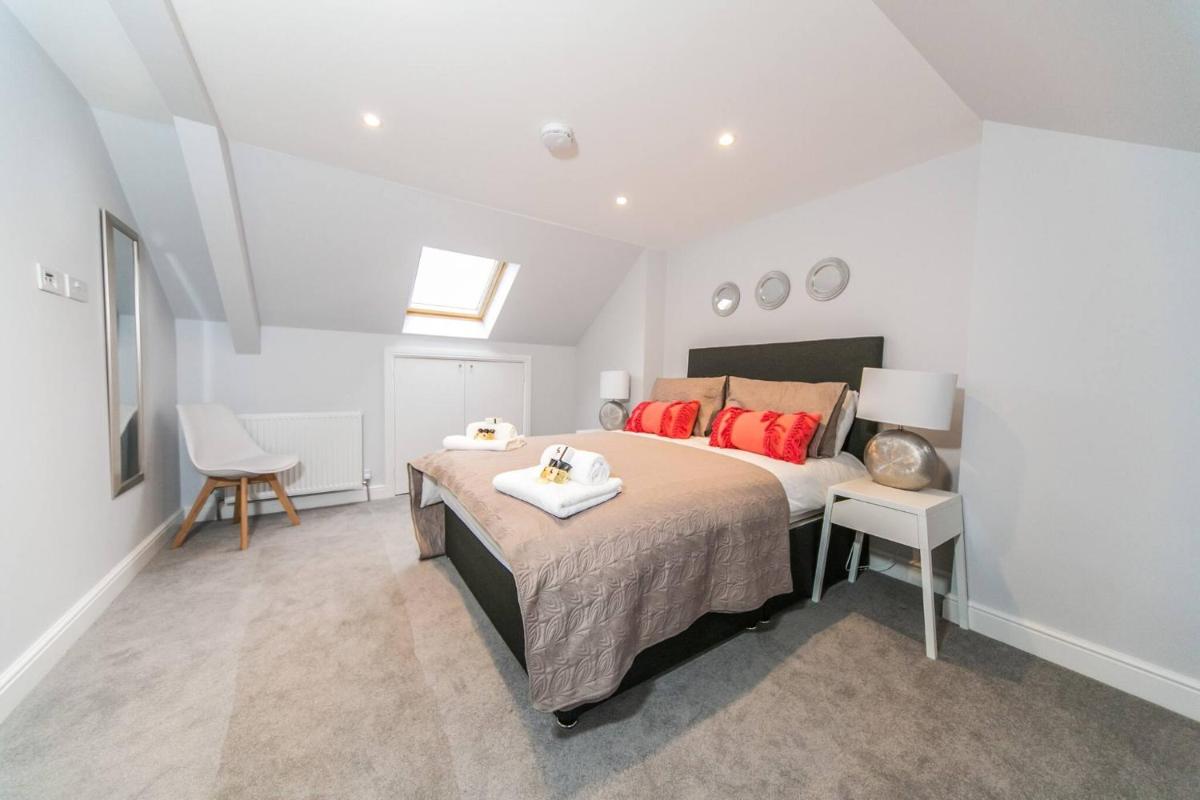 14 Helena House Lux Apartment - Housity