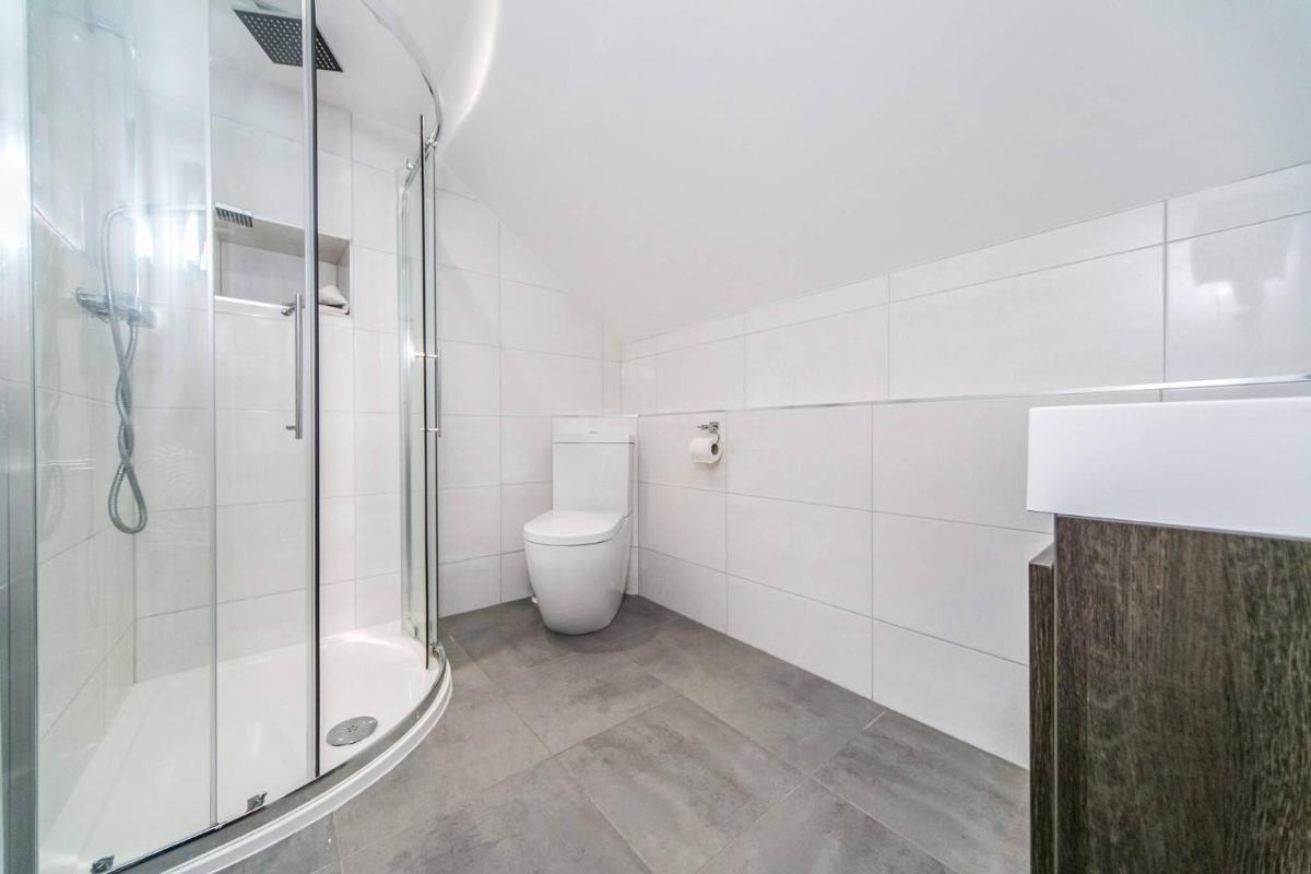 14 Helena House Lux Apartment - Housity