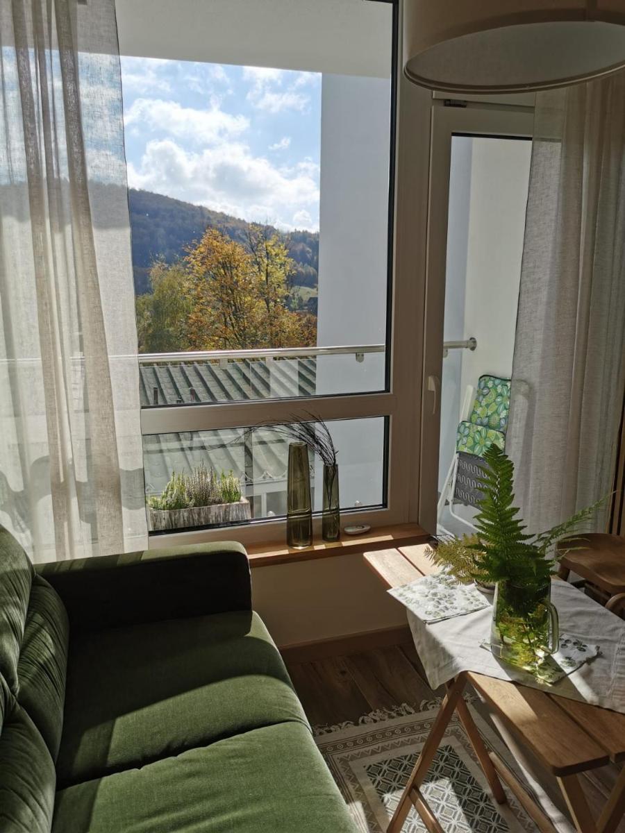 HEARTH HILL VIEW APARTMENT - Housity