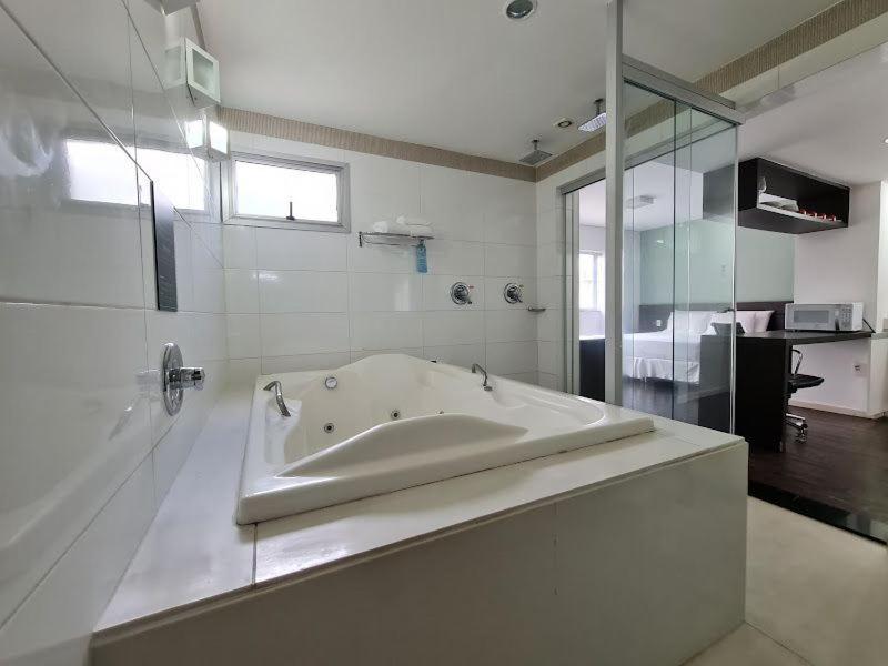 Flat com Jacuzzi na Lagoa da Pampulha - Housity