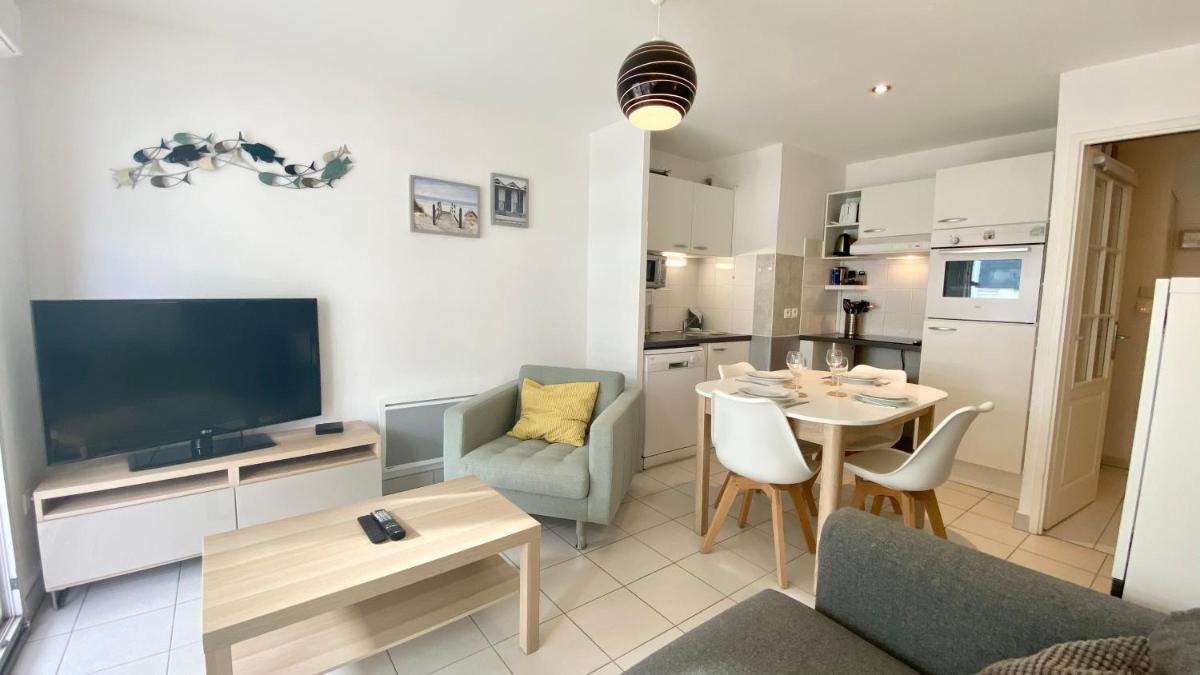 Superbe appartement cosy, à 50m de la plage, 4 pers - Housity