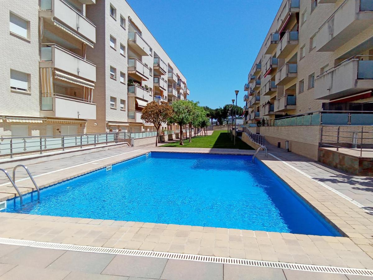 Vivalidays Alicia - Fenals - Lloret de Mar - Housity