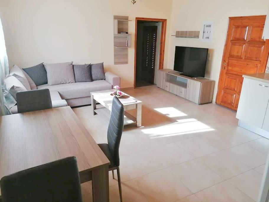 Angela's place - Stomio residence near the sea - Housity