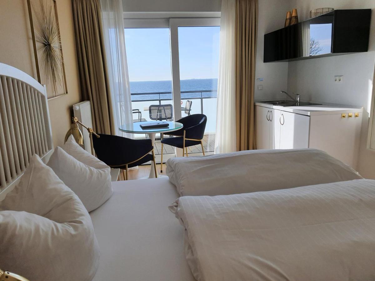 Haus Achtern Diek in erster Reihe am Meer - Housity