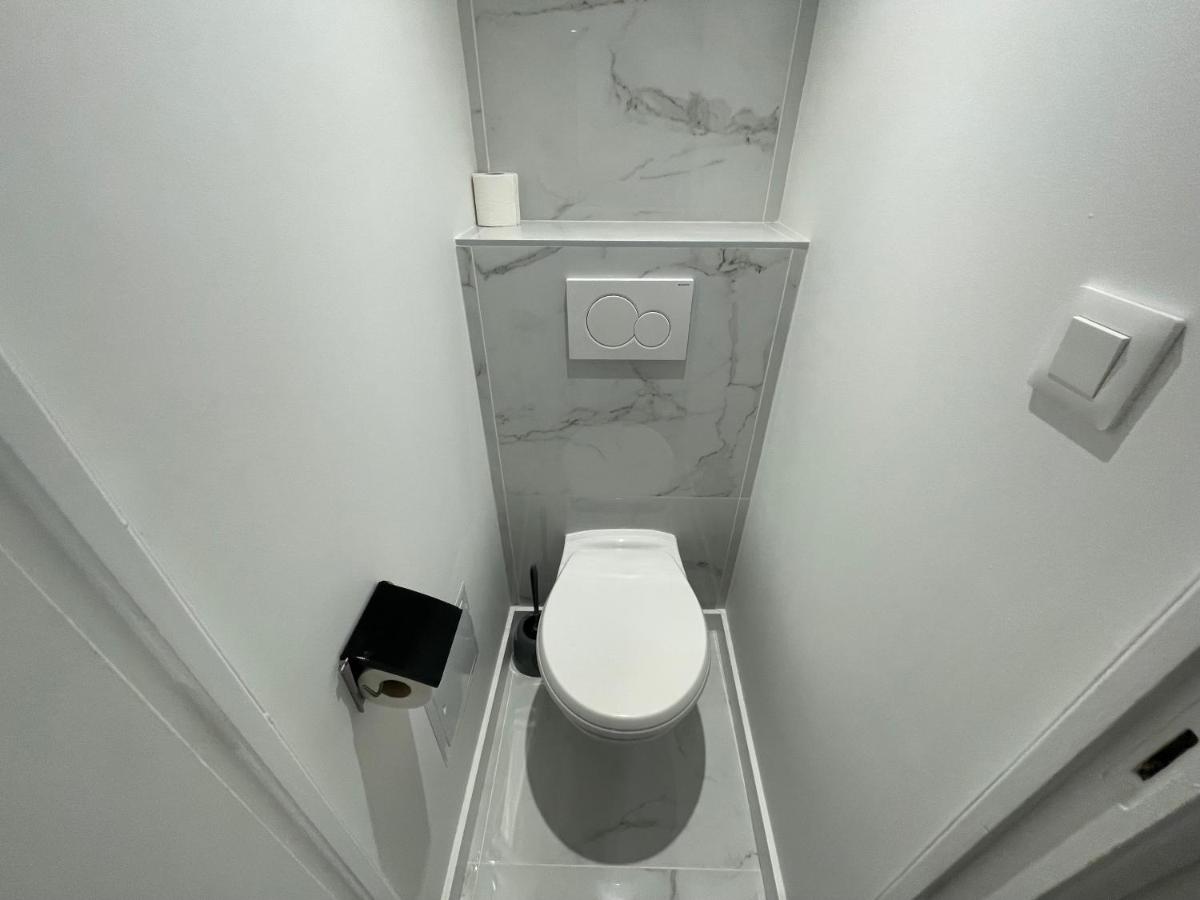 Un coin de détente - magnifique studio balnéo - 122 - Housity