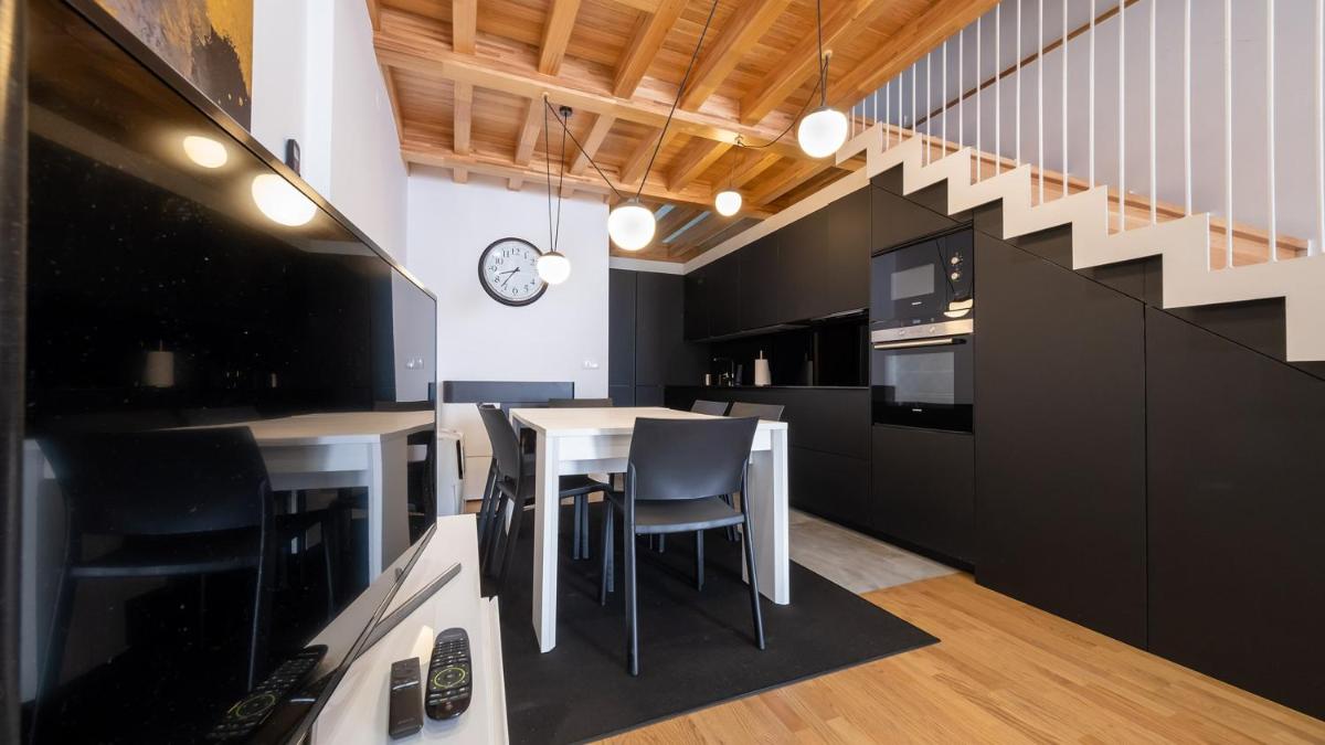 House - 3 Bedrooms - 60293 - Housity