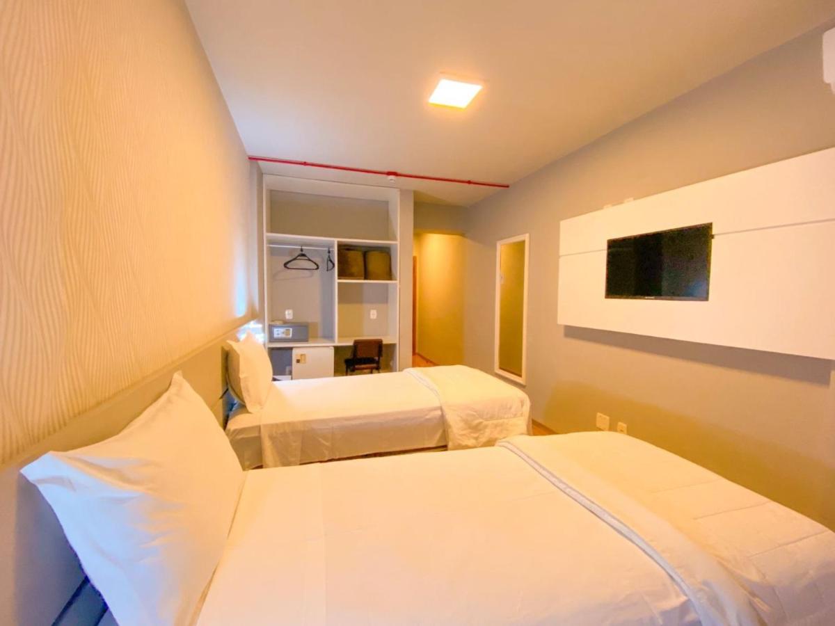 Hotel Verde Plaza - Housity