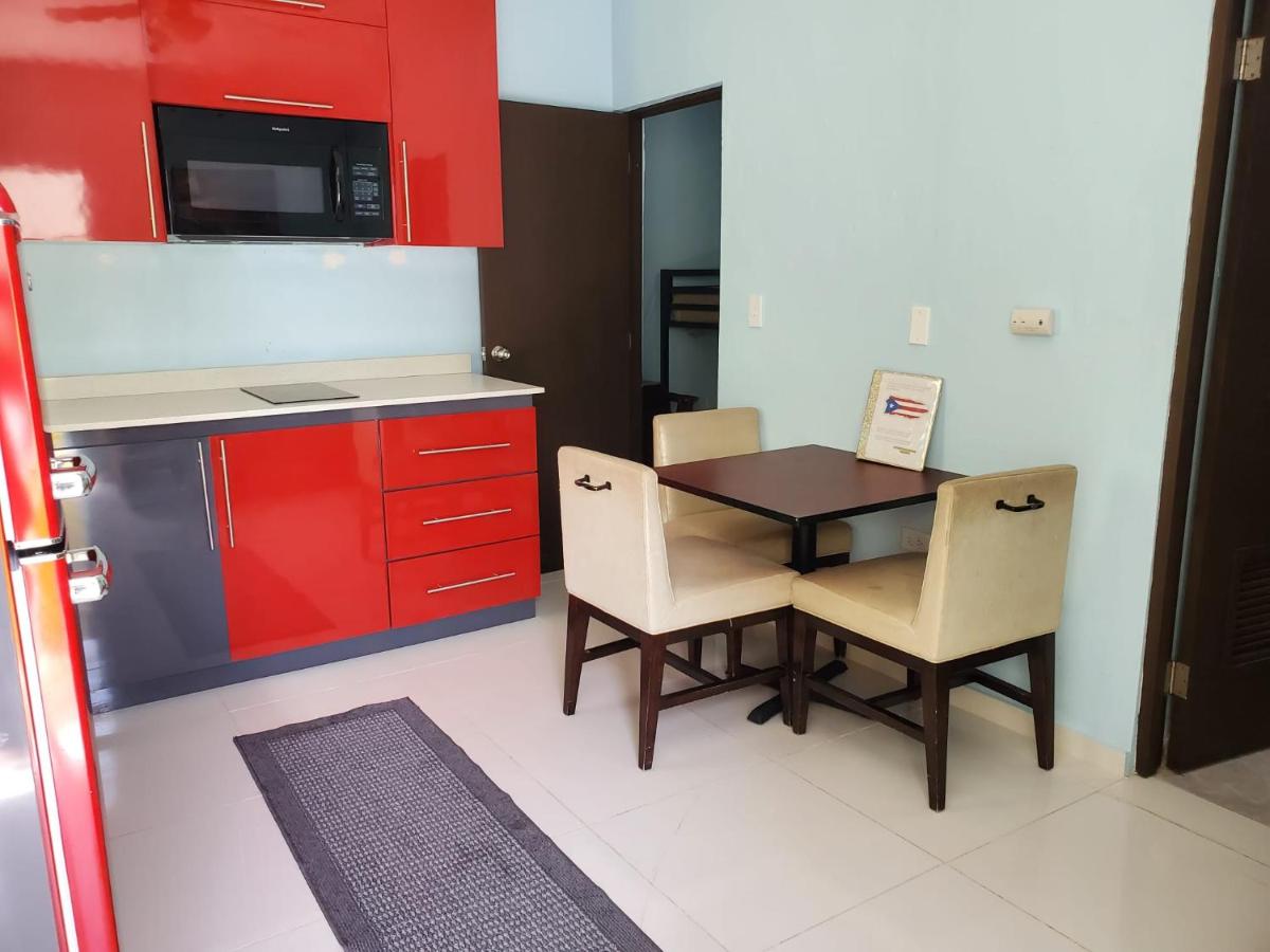 Barbosa Catano, Fishing Village, Remodeled, Walk To Ferry - Sleeps 4 - Housity