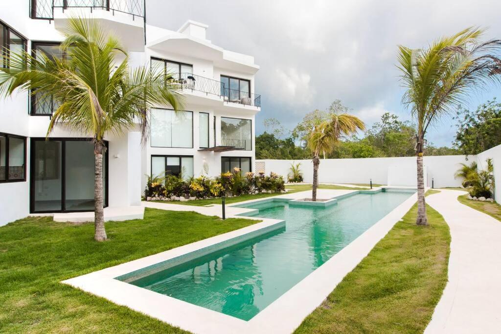 Neem 21 NILAY, Elegant Apartment 10 min from the Beach - Housity