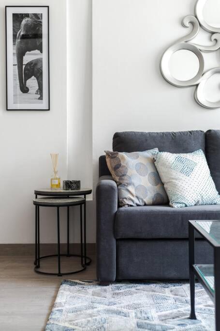 Neem 21 NILAY, Elegant Apartment 10 min from the Beach - Housity