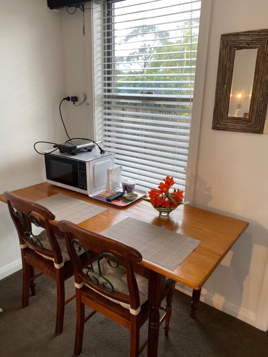 Serenity Lodge for Couples - Housity