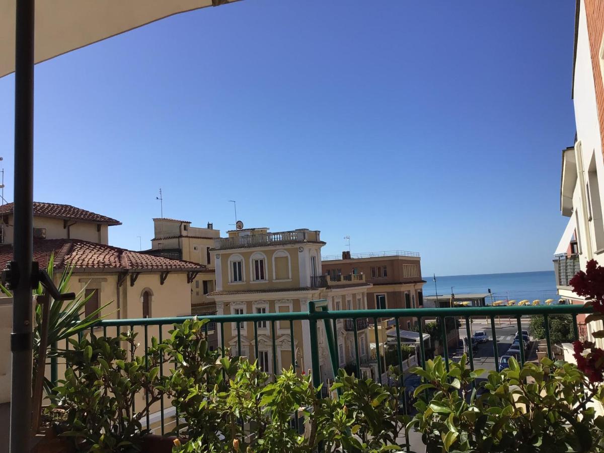 Ostia Bed and Beach - Housity