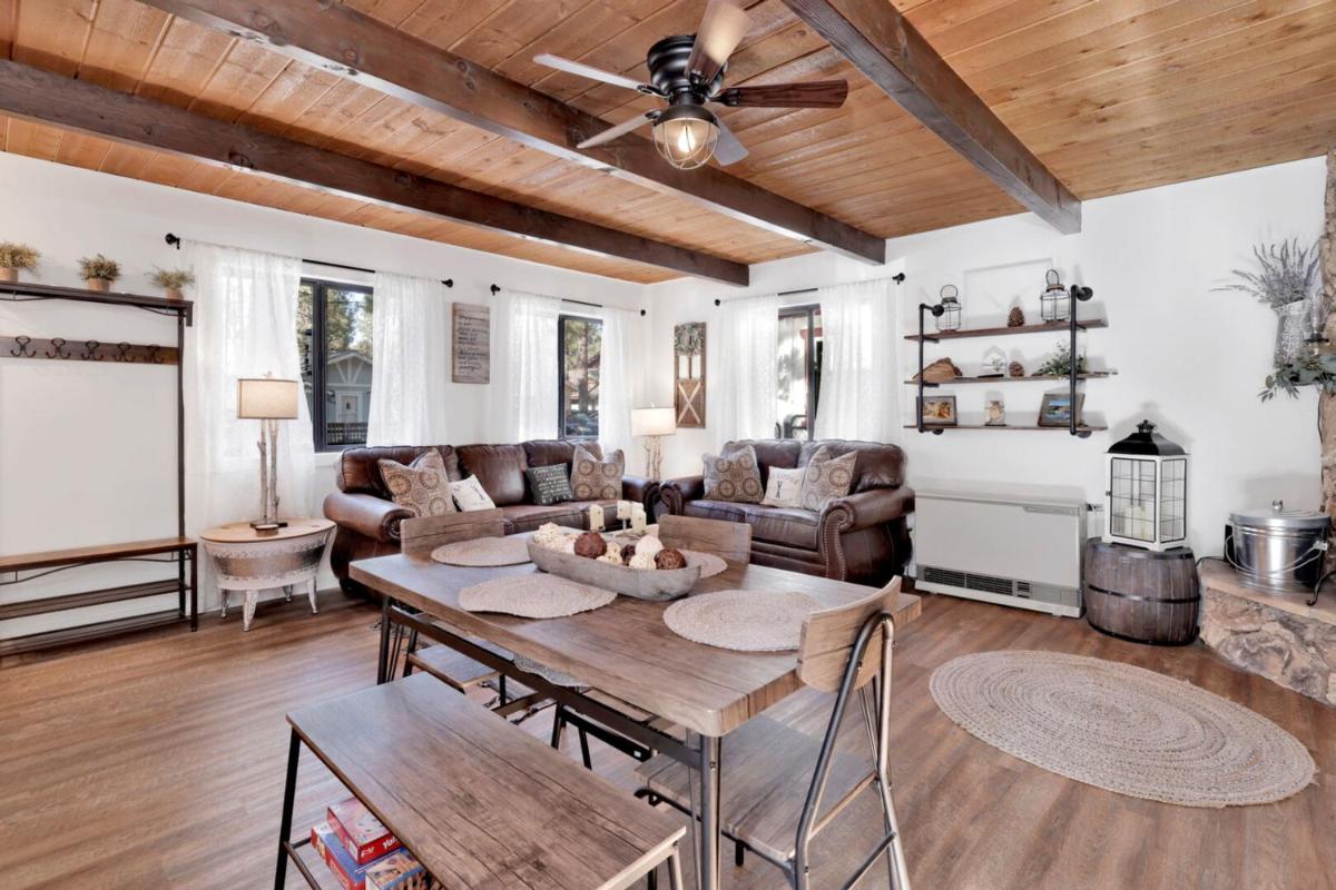 Pura Vida Bungalow #2144 by Big Bear Vacations - Housity