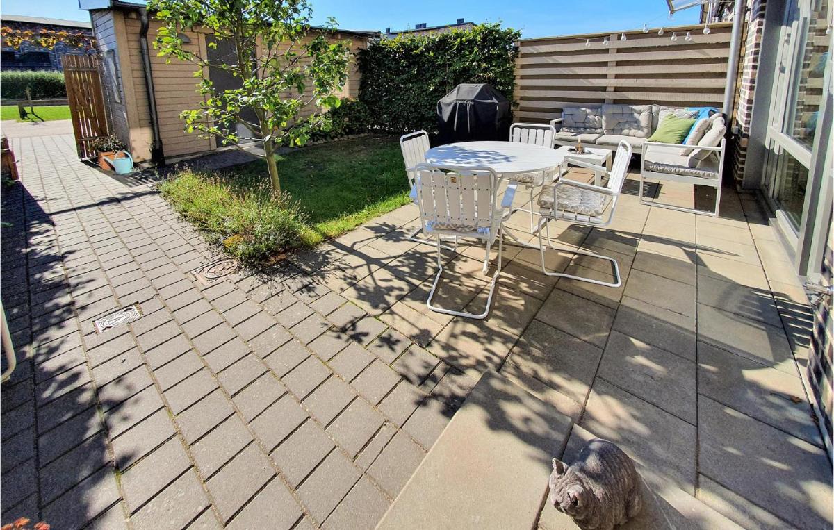 4 Bedroom Nice Home In Limhamn - Housity