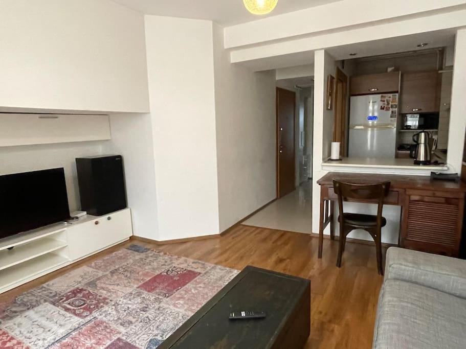 Cute apartment at the heart of Kadikoy - Housity