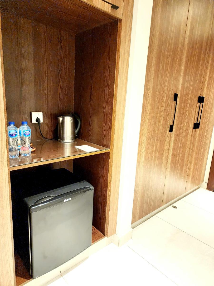 Best Western Premier Hotel Gulberg Lahore - Housity