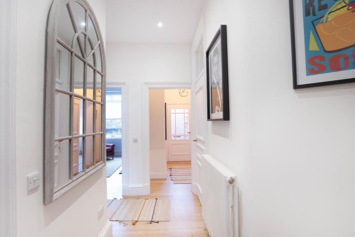 Meadowbank Residence 3-Bed - Housity