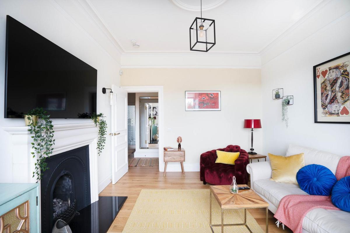 Meadowbank Residence 3-Bed - Housity
