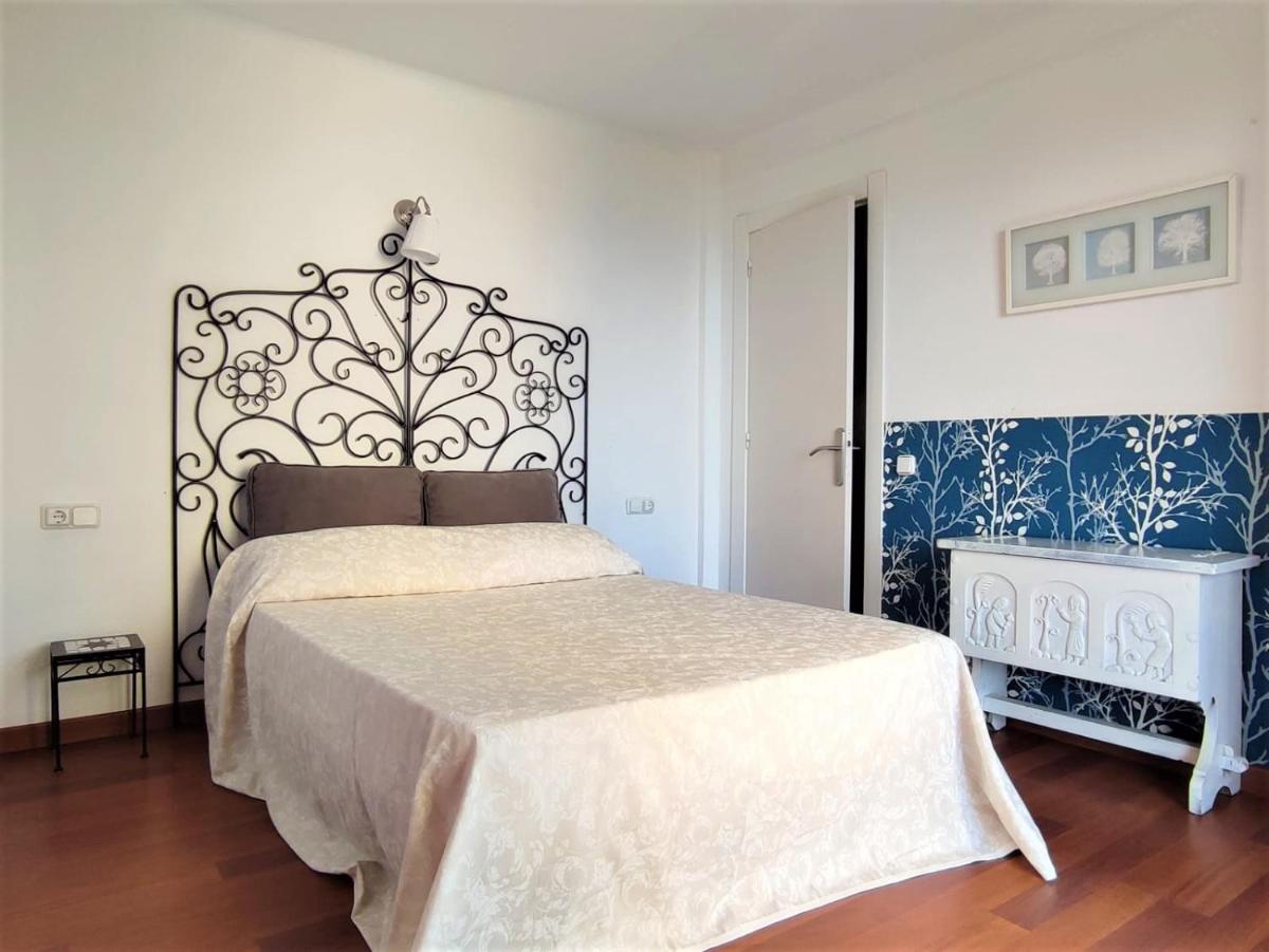 Beachfront Apartment ✓WiFi ✓Pool ✓SUP ✓Home Office - Housity