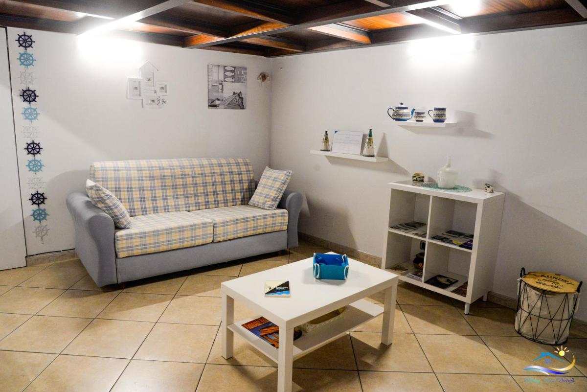 Holiday House Piccirillo - Housity