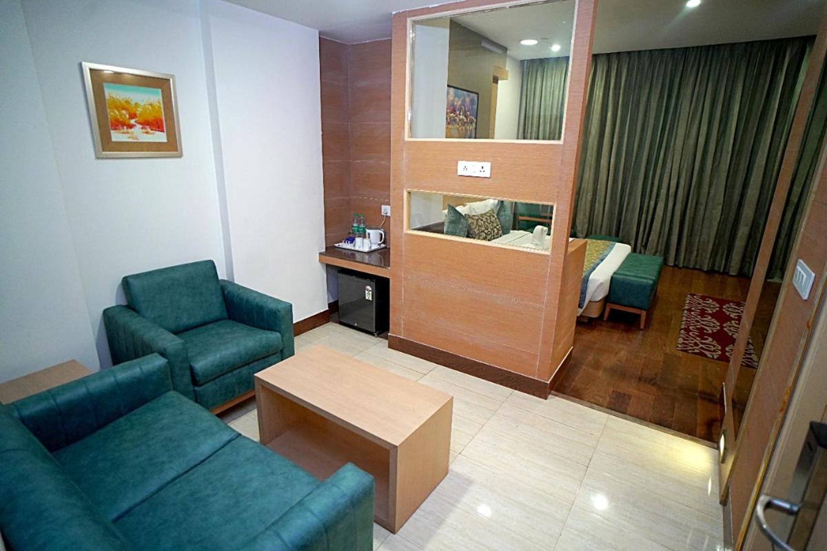 SK Klyde Grand Delhi NCR - Housity