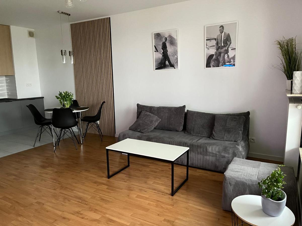 Apartament Błyskawica - Housity