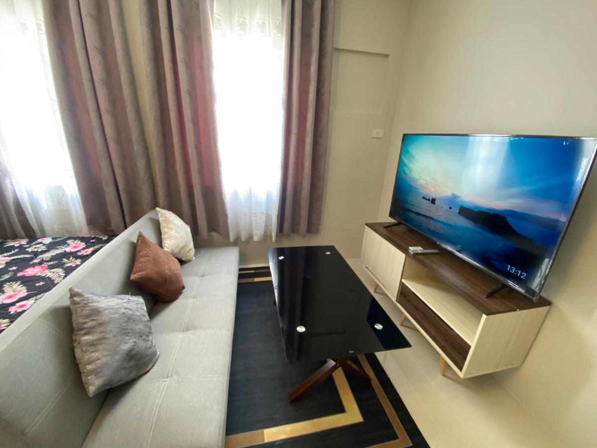 condo unit with WIFI - Housity