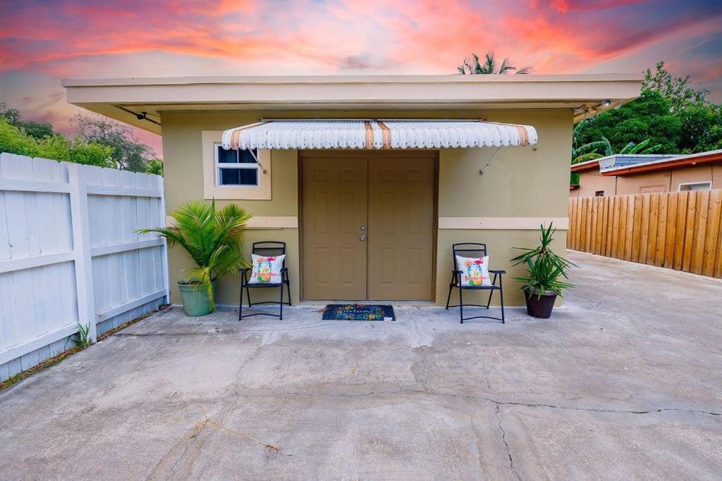 Private Suite in North Miami - Housity