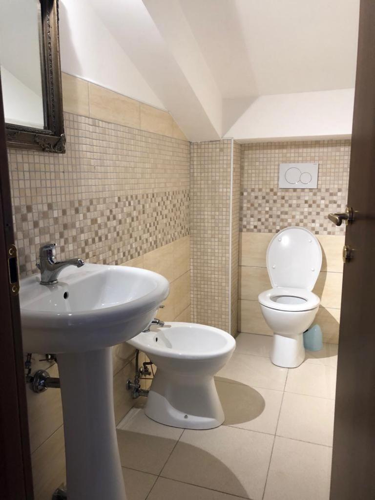 Suitetrails - Deluxe 3 Bed Apartment, Near Picinisco, Sleeps 6
