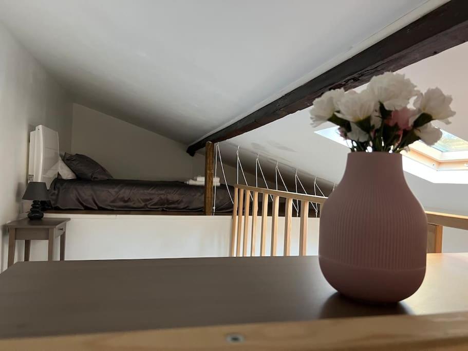 Paris : charmant 2 pièces au calme - Housity