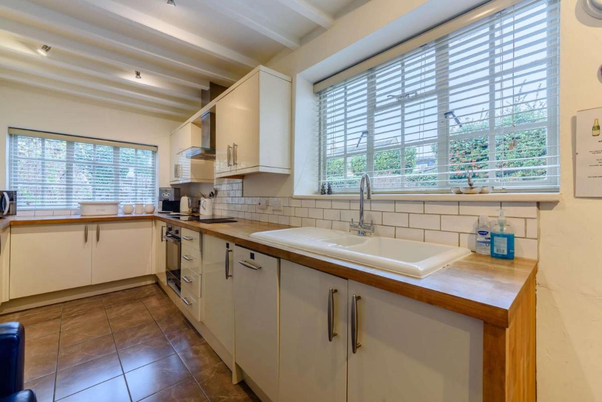 Orchard Cottage, Broadway - Housity