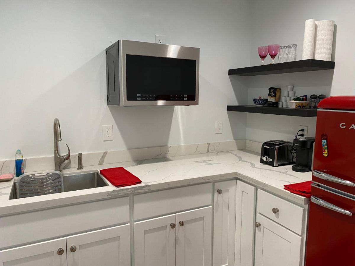 Luxury Suite - Housity