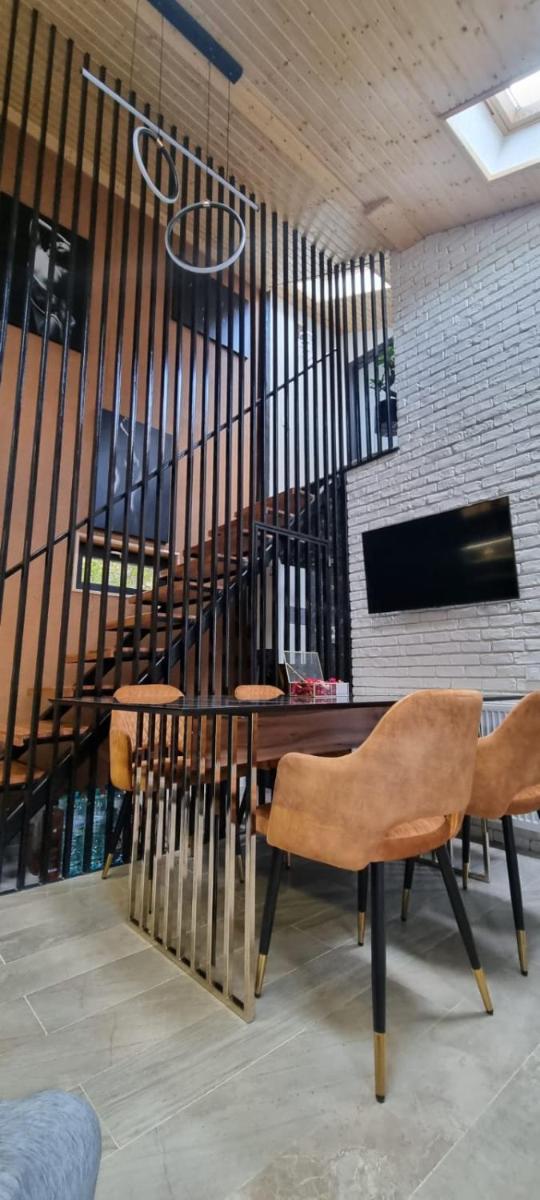 Tiny Dream House - Housity