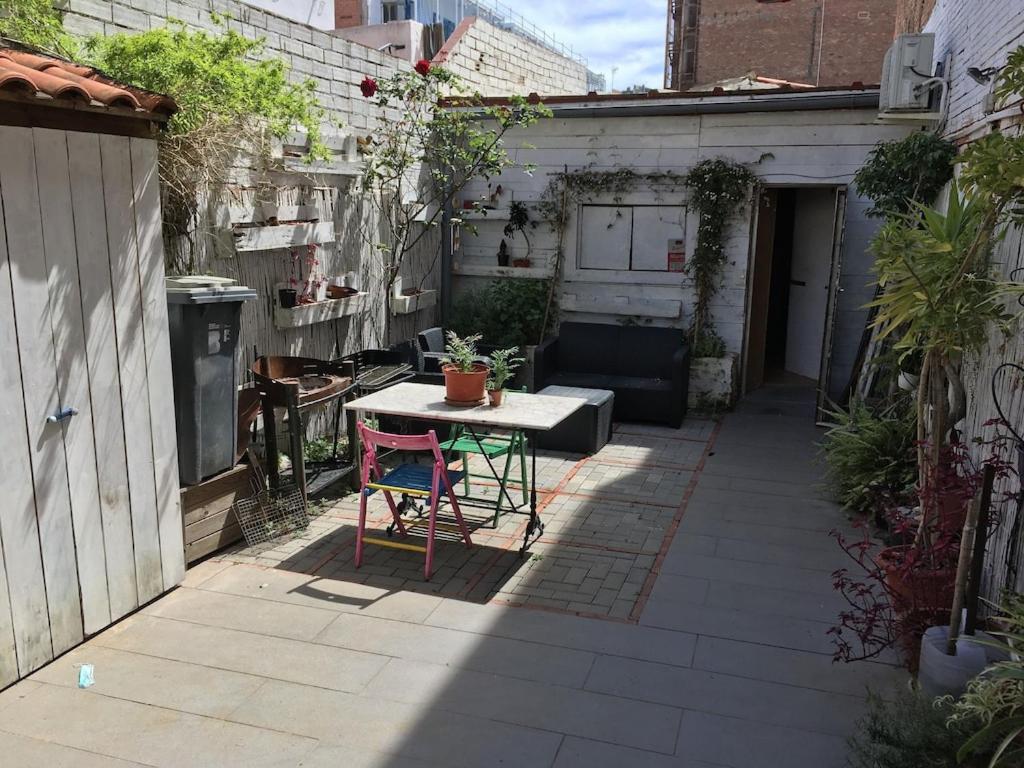 Charming house next to the sea and Barcelona for 6 - Housity