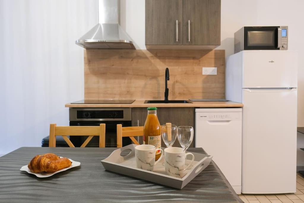 Les Chevalets IV - Housity