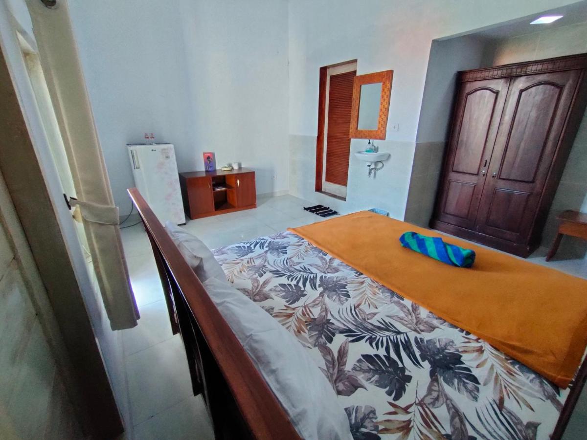 Roy Guest House - Housity