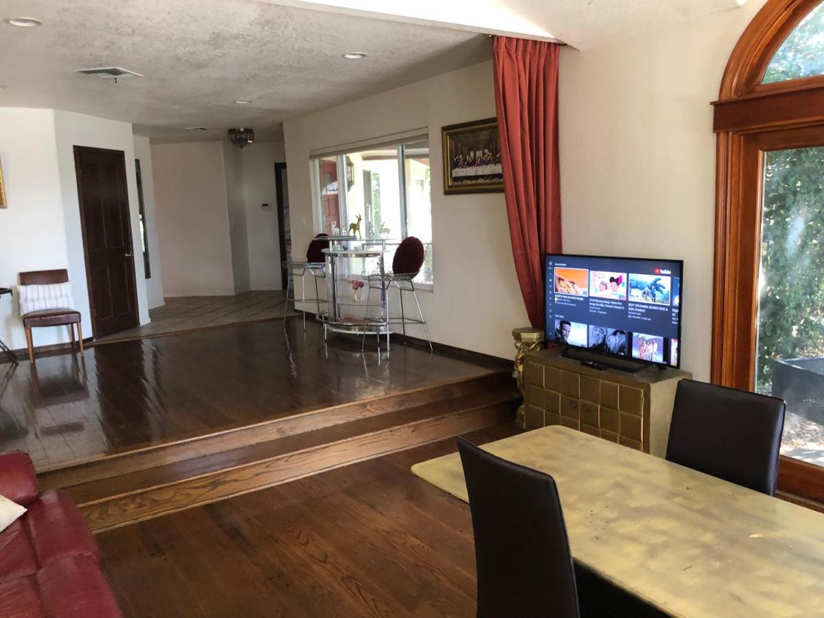Impressive Mansion at an affordable price - Housity