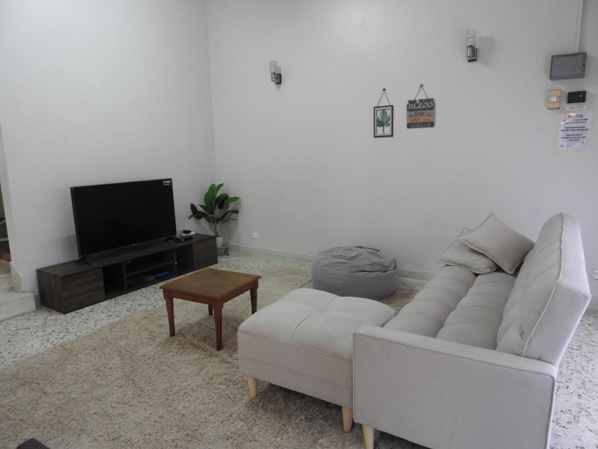 LILIKA Homestay - Housity