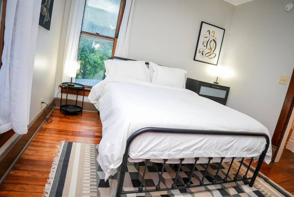 Historic Fletcherplace sleeps 12 Indy downtown - Housity
