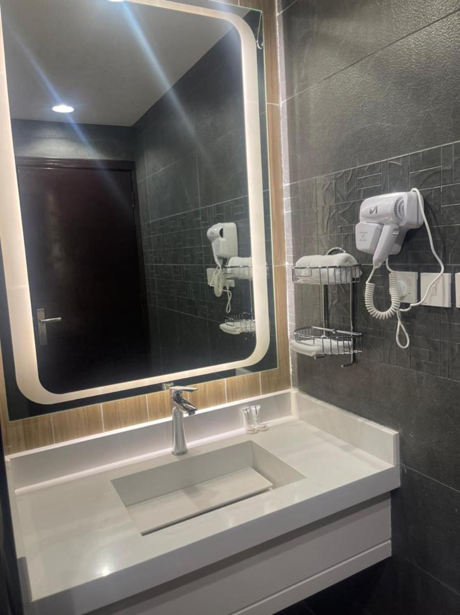 أجنحة موطن أثير ، Atheer Furnished Apartments - Housity