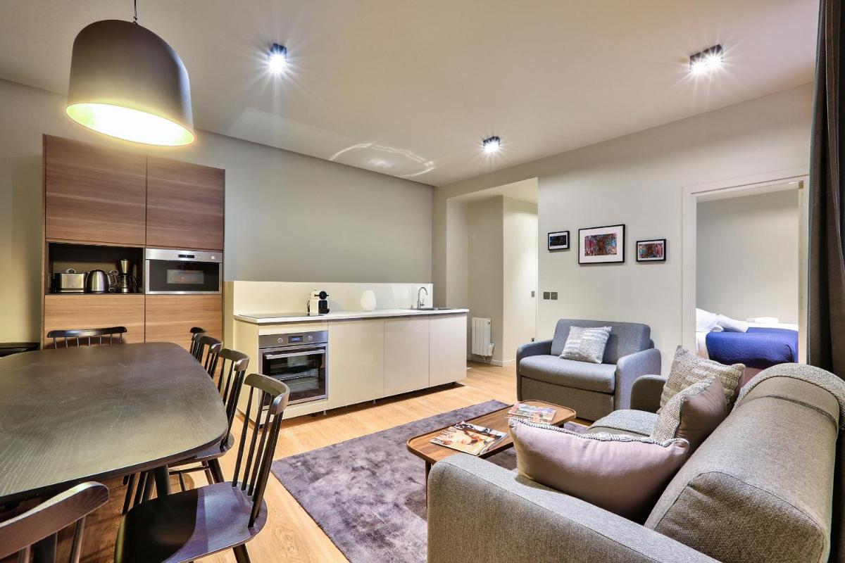 139 - Urban Pretty Duplex in Saint-Germain - Housity
