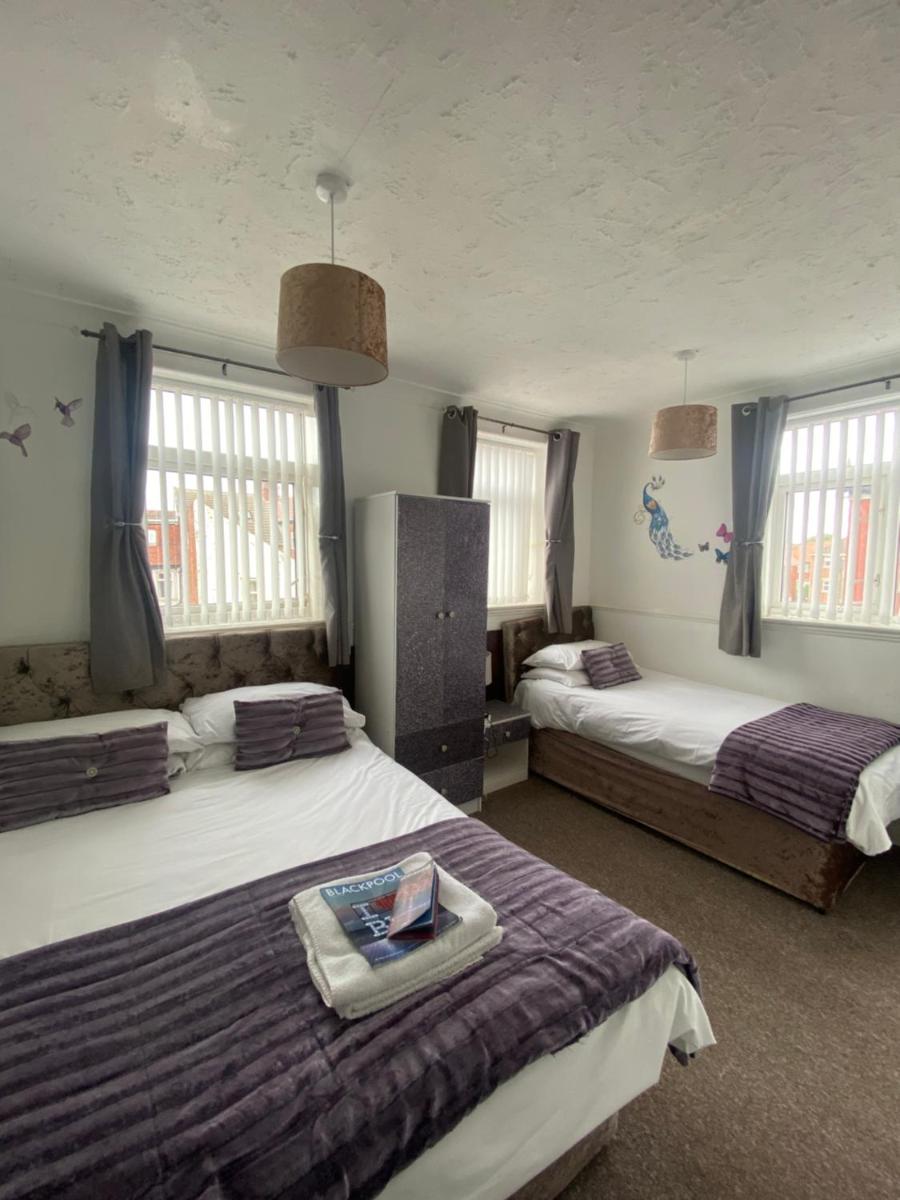 Mayfair Hotel - Housity