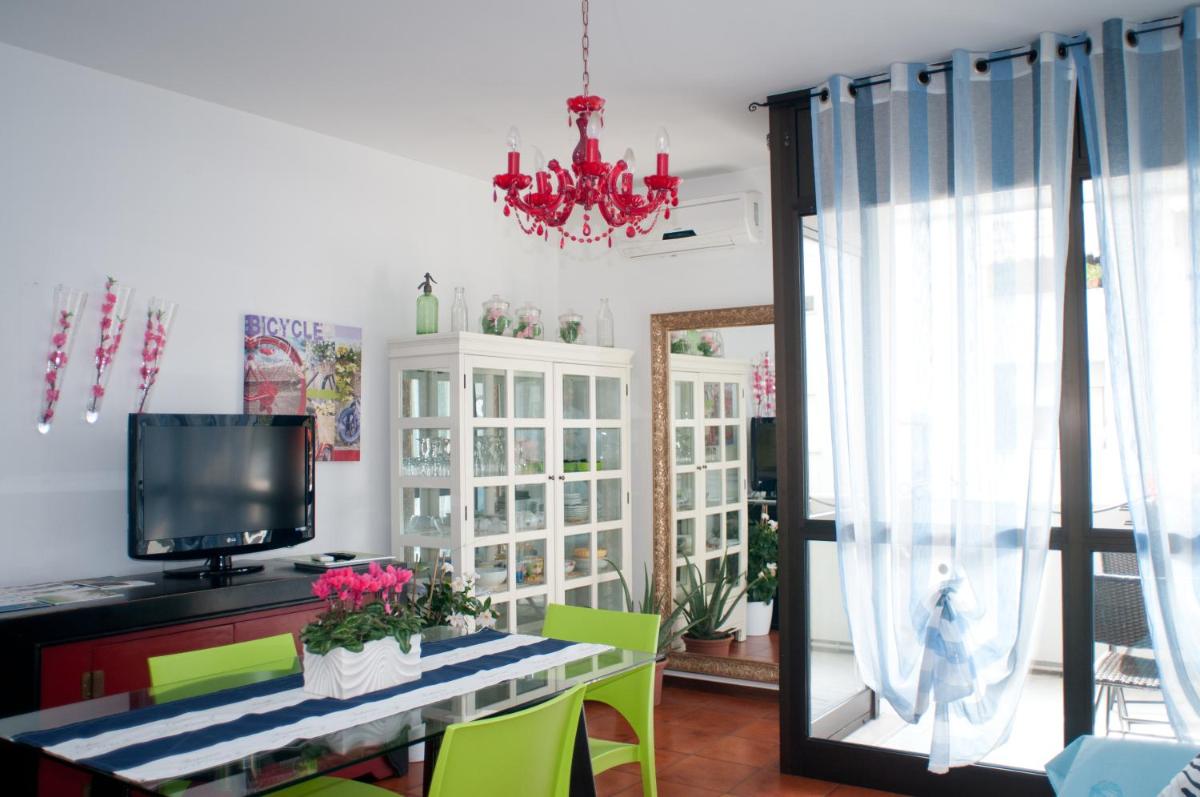 Tami Holidays - Housity