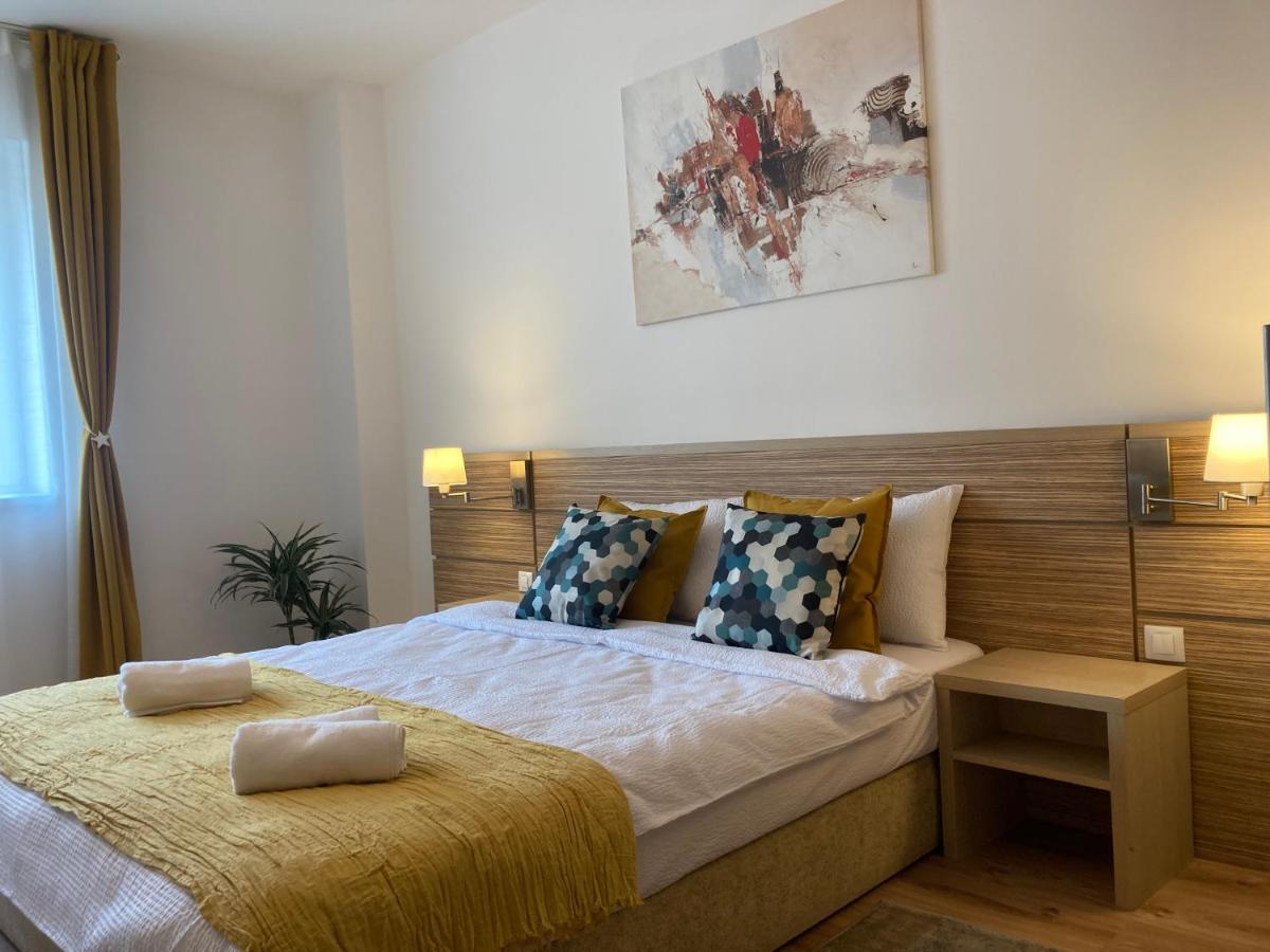 LAROKA HOUSE Rin Grand Residence Modern Apartment - Housity