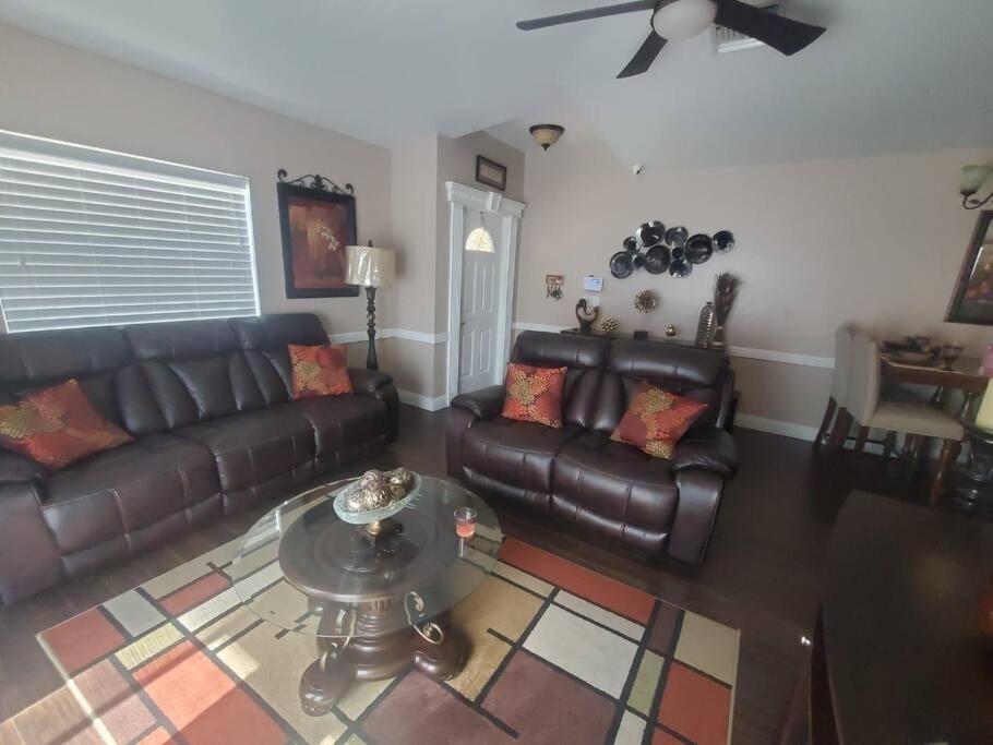 Cozy Single Family Home in Boynton Beach - Housity