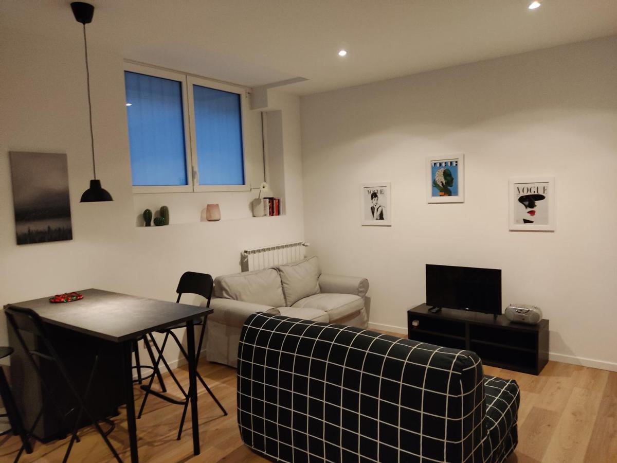 Suitetrails - Fiera City Life 1 Top Apartment